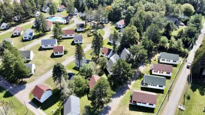 Green Gables Bungalow Court Hotels in Queens County