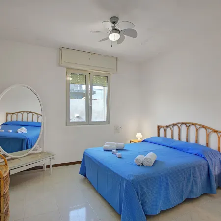 Villa Dei Fanti - Beachfront Villa with Garden - Happy Rentals