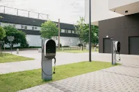 華沙雷杜塔希爾頓歡朋酒店 - 停車場