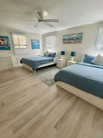 Ocean Breeze House Summer Vacation Bring the Family. Fishing and Lobster Season