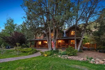 An Exclusive Luxury Cabin Retreat for More Memorable Moments!