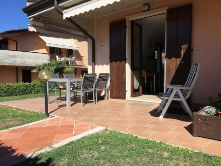 Vacation apartment in a quiet and sunny location, close to the center