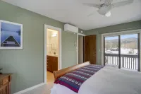 Stone Fireplace and Community Amenities Await - Charming Retreat