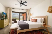 Cliffside Retreat, Hot Tub, Yoga, Views, River