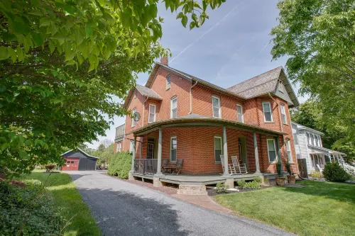 Hot Tub, Jacuzzi and Spacious Outdoor Oasis - Gorgeous Retreat Hotels in Paradise