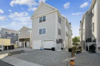 Luxury Beach Condo  - downtown area in Ocean City, NJ