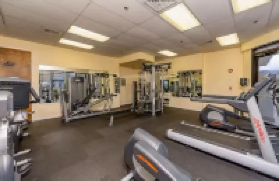 Stunning Ocean Views and Resort Style Amenities - Exquisite Getaway