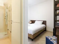 Villa Aurora Rooms Hotels near Gianicolense