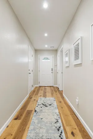 Spacious Fenced Backyard and Fire Pit - Inviting Tranquil Retreat Отели рядом с достопримечательностью «Expo Square»