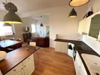 Bright 3 room apartment near the university