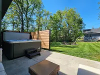 Cozy Home Near Downtown w/ Hot Tub, Fire Pit, Bikes, King Bed, and Full Kitchen