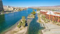 Riverfront Condo w/beach, boat launch, pool & spa
