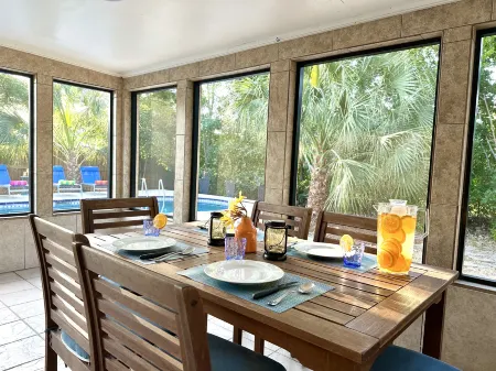 Heated Pool and Screened Lanai - Stunning Coastal Retreat