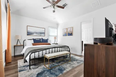 Cedar Park 4BR Retreat: Ping Pong Game Rm! Hoteles en Cedar Park