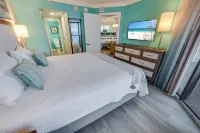 Heated Pools and Relaxing Hot Tubs - Stunning Ocean View Oasis