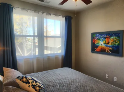 Tranquil Oasis - Private Yard and Serene Setting