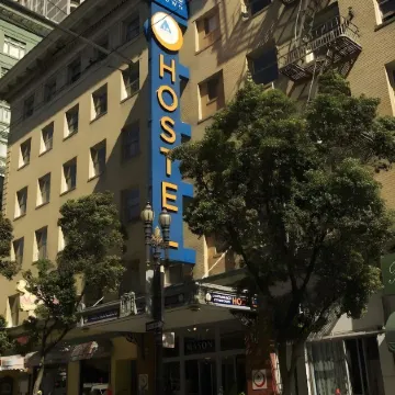 HI San Francisco Downtown Hostel