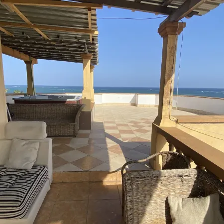 Lux Suites Eden Seafront Apartments