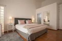 Vila Sta Teresinha Suites Hotels in Salema
