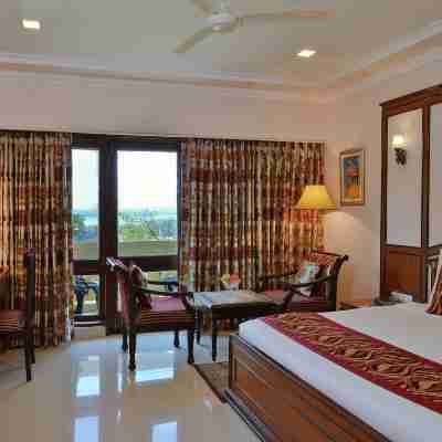 Noor-Us-Sabah Palace Rooms