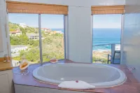 Headlands House Guest Lodge - Hot Tub