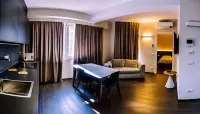 Venice Terminal Apartments & Suites