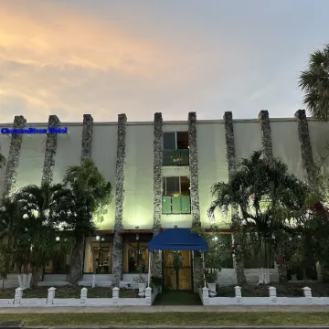 Hotel Chateaubleau Отели рядом с достопримечательностью «Венецианский бассейн»