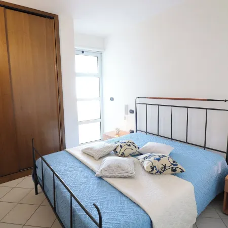 Casa Vanessa Modern One-Bedroom Apartment with Sea View in Central Otranto