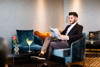 Hilton Nicosia - Barer