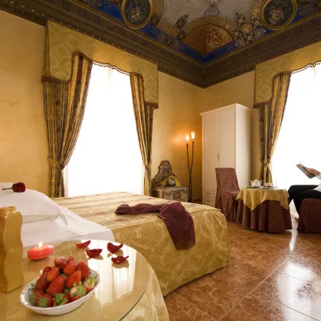Hotel Joli