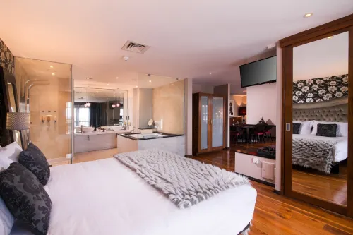 The Twelve Hotel - 4 stelle