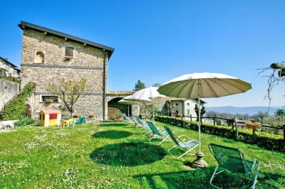 Orchidea Liano -Terrace & Parking - Happy Rentals Hotels near Ristorante Pizzeria Centomiglia