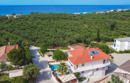 Estella Luxury Villa - 3-Star