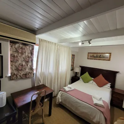 Pebble Fountain Guesthouse Hotels near University of Pretoria