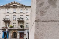 Apartamenty Bracka 6 Hotels near Mikołaj Zyblikiewicz