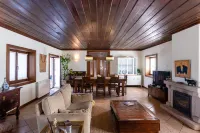 Feel Discovery Maçã Douro Hotel di Armamar