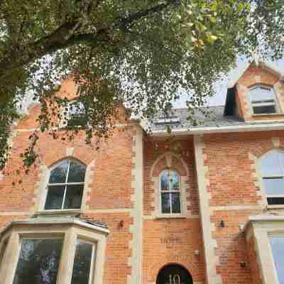The Spires Serviced Apartments Cardiff Hotel Exterior