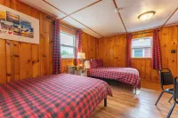 Vacation UniquEly cottage #4