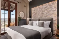 GM Luxury Suites Kalavryta فنادق في Aigialeia
