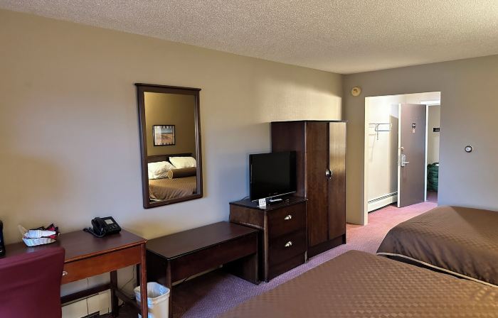 Cedar Hill Lodge
