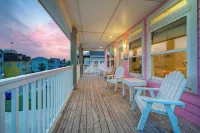 Steps to Beach Balcony Ocean View Golf Cart Zone Casa Rosada by AvantStay