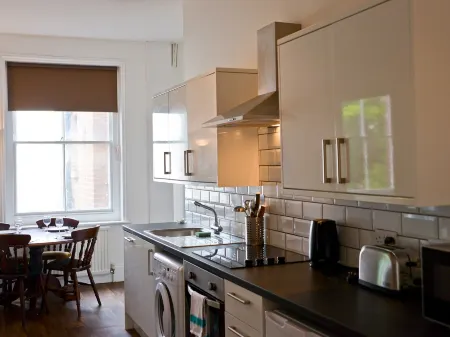 Corner House Apartment