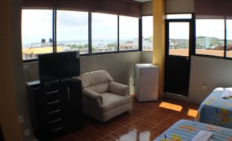 Hotel Los Algarrobos