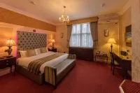 Rogerthorpe Manor Hotel