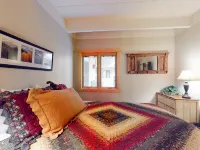 Peregrine Hotels in Copper Mountain