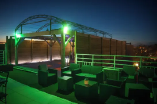 호텔 리아드 5 스튜디오 캡 리베르탱 빌리지 나튀리스트