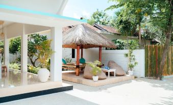 The White Bay Lombok