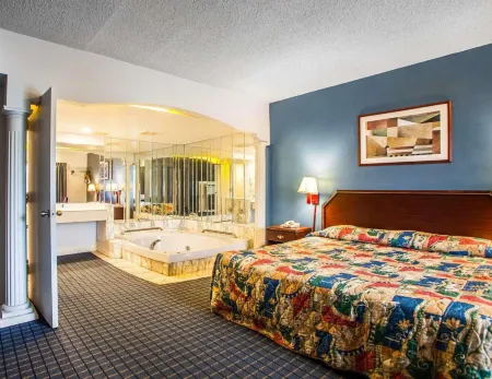 Express Inn-Rahway Отели в г. Кларк