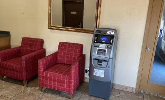 Newton Inn in Newton, KS