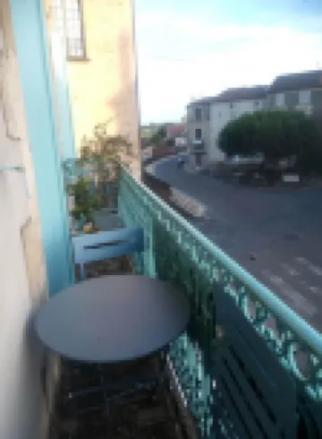 Le Madelon Hôtels à : Capdrot